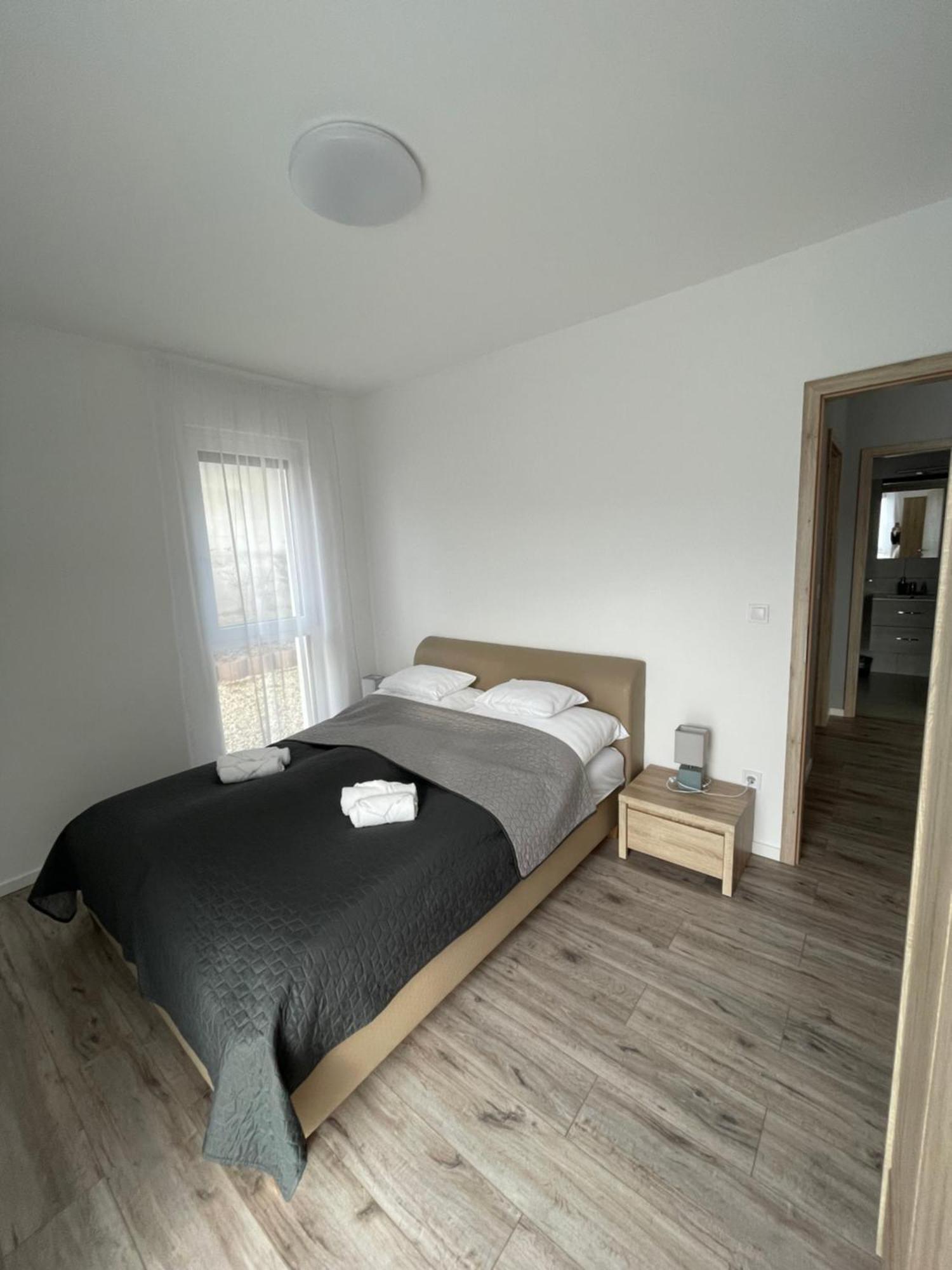 Paskom Apartmanhaz Nyergesujfalu Extérieur photo